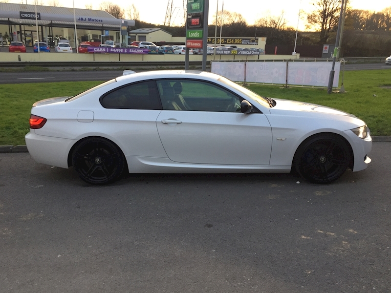 BMW 2.0 320d M Sport Coupe 2dr Diesel Steptronic Euro 5 (184 ps)