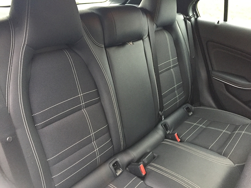 Mercedes-Benz 1.5 A180 CDI Sport Hatchback 5dr Diesel Manual Euro 5 (s/s) (109 ps)