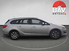 Vauxhall 1.6 CDTi ecoFLEX Design Sports Tourer 5dr Diesel Manual Euro 6 (s/s) (110 ps)