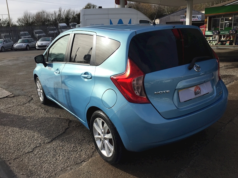 Nissan 1.2 DIG-S Tekna Hatchback 5dr Petrol CVT Euro 5 (s/s) (98 ps)