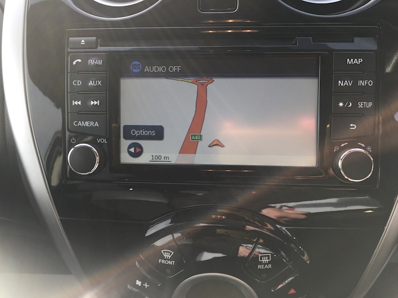 Nissan 1.2 DIG-S Tekna Hatchback 5dr Petrol CVT Euro 5 (s/s) (98 ps)