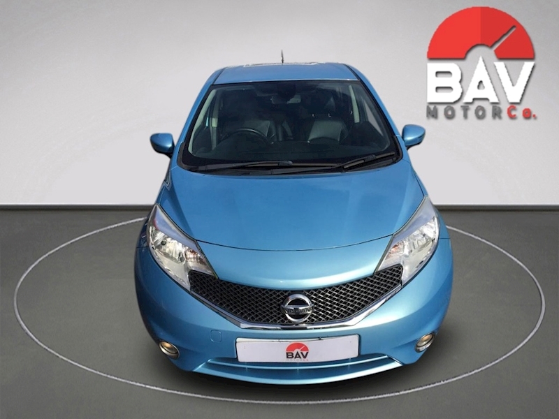 Nissan 1.2 DIG-S Tekna Hatchback 5dr Petrol CVT Euro 5 (s/s) (98 ps)