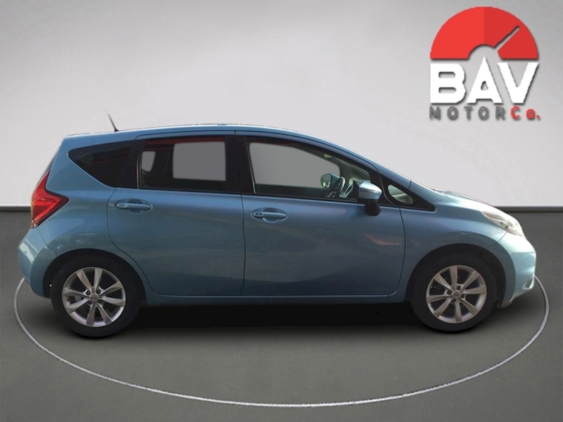 Nissan 1.2 DIG-S Tekna Hatchback 5dr Petrol CVT Euro 5 (s/s) (98 ps)