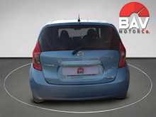 Nissan 1.2 DIG-S Tekna Hatchback 5dr Petrol CVT Euro 5 (s/s) (98 ps)