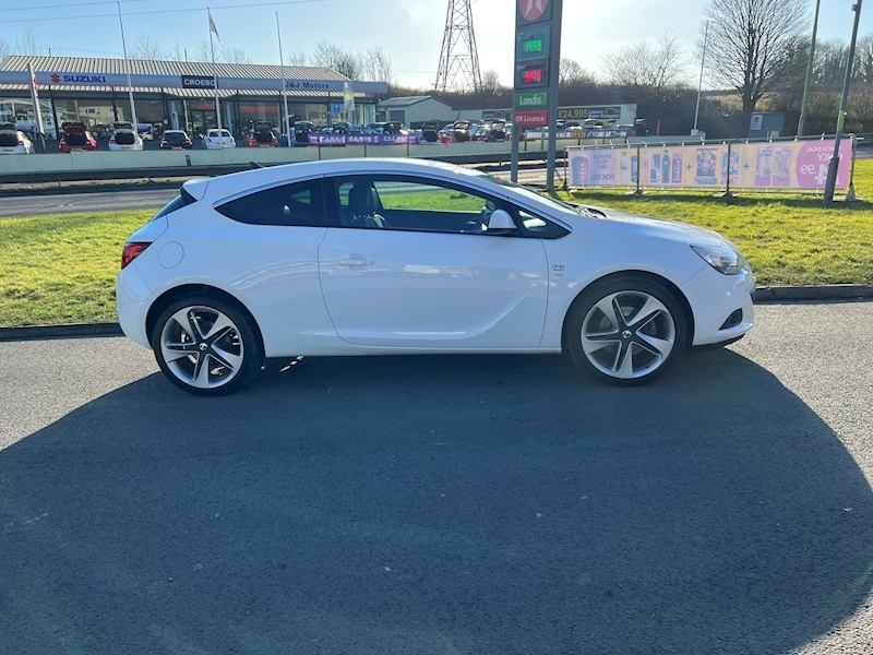 Vauxhall 1.4T SRi Coupe 3dr Petrol Manual Euro 5 (s/s) (140 ps)