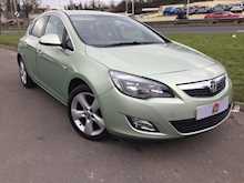 Vauxhall SRi Hatchback 1.6 Manual Petrol