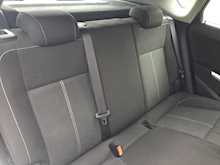 Vauxhall SRi Hatchback 1.6 Manual Petrol