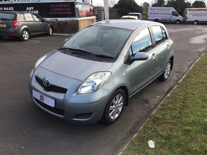 Toyota 1.33 Dual VVT-i TR Hatchback 5dr Petrol Manual Euro 4 (s/s) (101 ps)