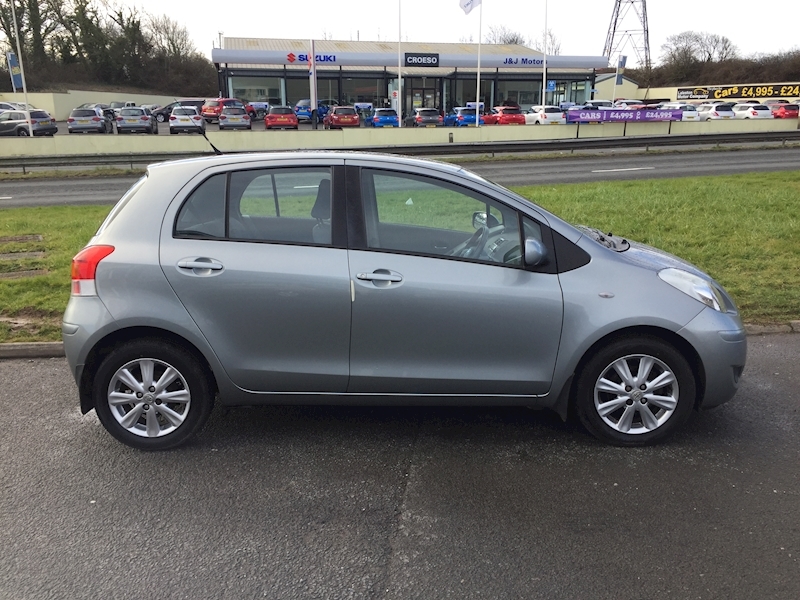 Toyota 1.33 Dual VVT-i TR Hatchback 5dr Petrol Manual Euro 4 (s/s) (101 ps)