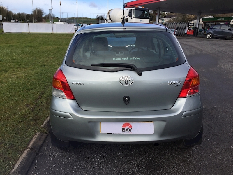 Toyota 1.33 Dual VVT-i TR Hatchback 5dr Petrol Manual Euro 4 (s/s) (101 ps)