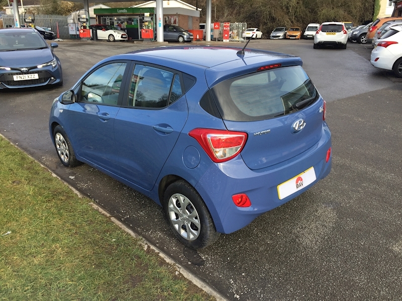 Hyundai 1.2 SE Hatchback 5dr Petrol Manual Euro 5 (87 ps)