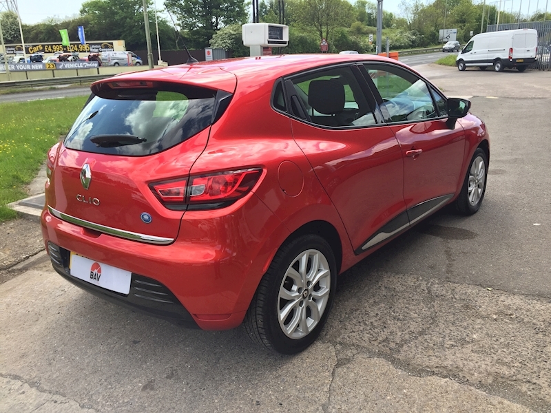 Renault 1.2 16V Dynamique Nav Hatchback 5dr Petrol Manual Euro 6 (75 ps)