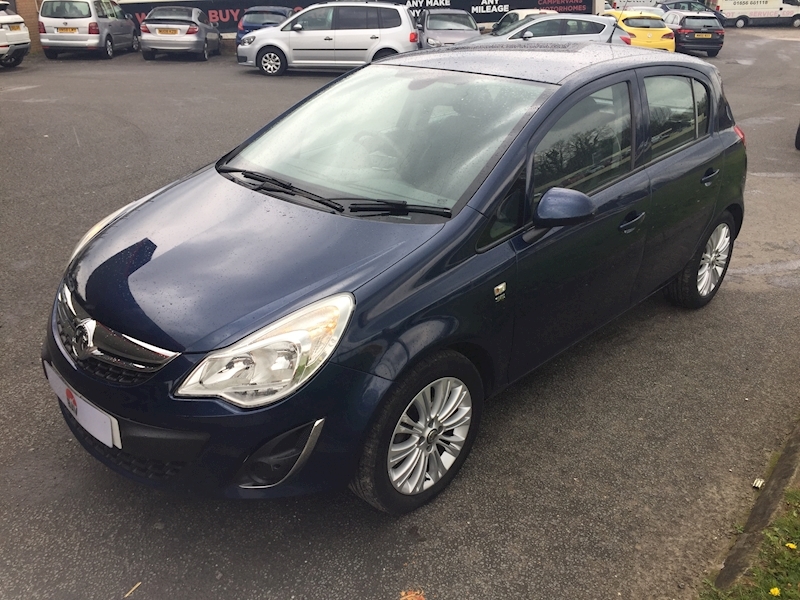 Vauxhall 1.4 16V SE Hatchback 5dr Petrol Auto Euro 5 (100 ps)