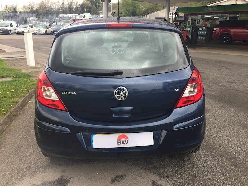 Vauxhall 1.4 16V SE Hatchback 5dr Petrol Auto Euro 5 (100 ps)