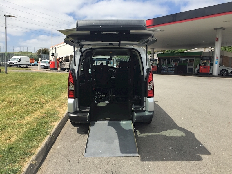 Citroen 1.6 e-HDi Airdream XTR Multispace MPV 5dr Diesel EGS6 Euro 5 (s/s) (90 ps)