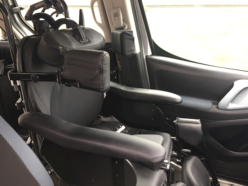 Citroen 1.6 e-HDi Airdream XTR Multispace MPV 5dr Diesel EGS6 Euro 5 (s/s) (90 ps)