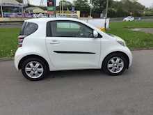 Toyota 1.0 VVT-i Hatchback 3dr Petrol Manual Euro 5 (68 ps)