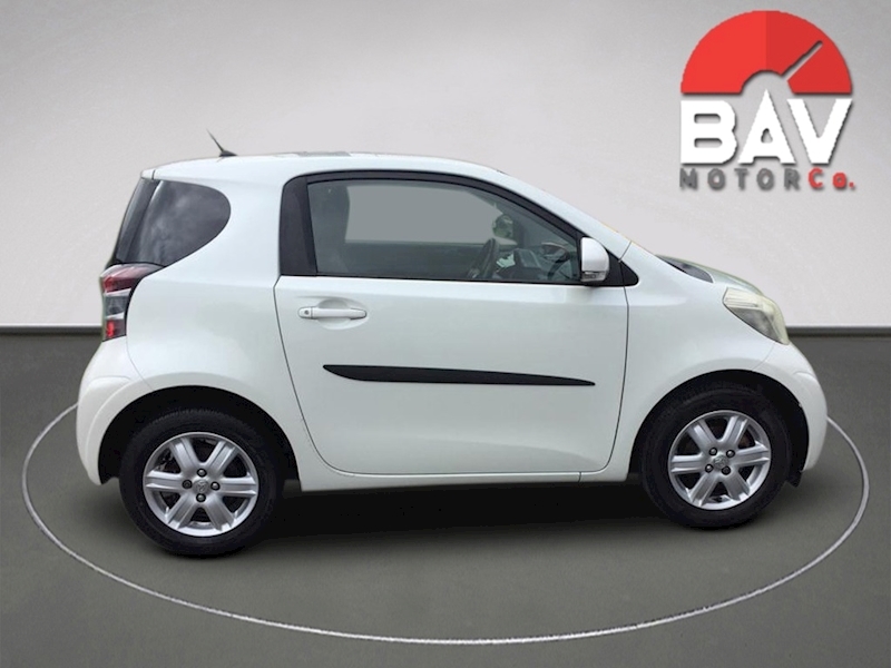 Toyota 1.0 VVT-i Hatchback 3dr Petrol Manual Euro 5 (68 ps)