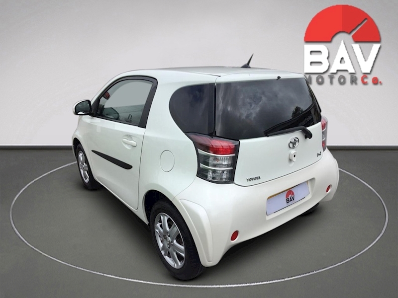 Toyota 1.0 VVT-i Hatchback 3dr Petrol Manual Euro 5 (68 ps)