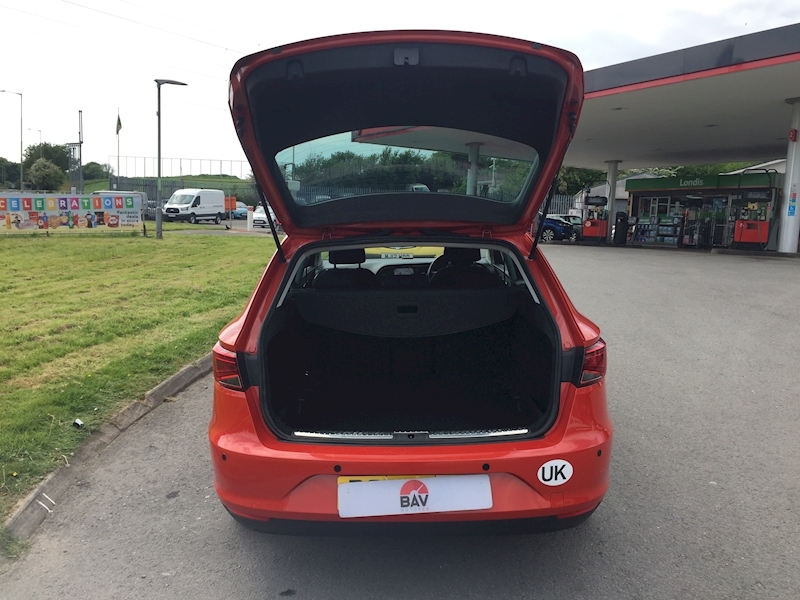 SEAT 1.6 TDI SE Dynamic Technology ST 5dr Diesel Manual Euro 6 (s/s) (115 ps)