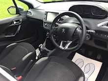 Peugeot 1.2 VTi PureTech Style Hatchback 5dr Petrol Manual Euro 6 (82 ps)