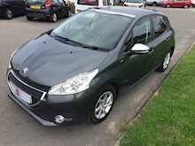 Peugeot 1.2 VTi PureTech Style Hatchback 5dr Petrol Manual Euro 6 (82 ps)