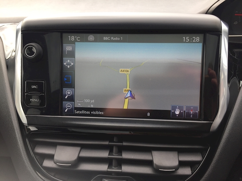 Peugeot 1.2 VTi PureTech Style Hatchback 5dr Petrol Manual Euro 6 (82 ps)