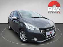 Peugeot 1.2 VTi PureTech Style Hatchback 5dr Petrol Manual Euro 6 (82 ps)