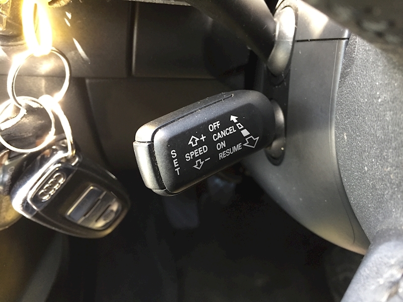 Audi 2.0 TDIe Technik Saloon 4dr Diesel Manual Euro 5 (s/s) (136 ps)