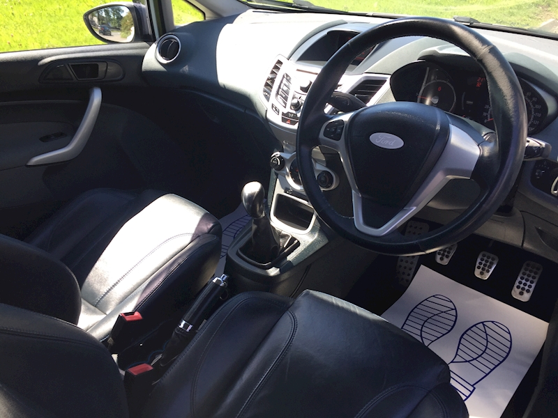 Ford 1.6 S1600 Hatchback 3dr Petrol Manual (139 g/km, 133 bhp)