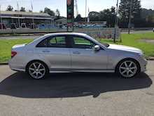 Mercedes-Benz 2.1 C220 CDI BlueEfficiency Sport Saloon 4dr Diesel G-Tronic+ Euro 5 (s/s) (170 ps)