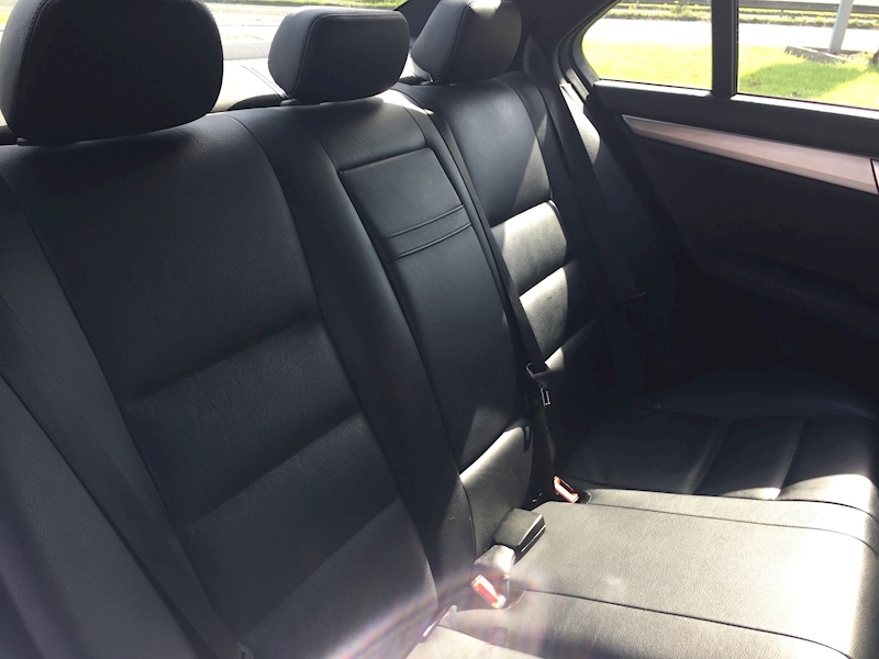 Mercedes-Benz 2.1 C220 CDI BlueEfficiency Sport Saloon 4dr Diesel G-Tronic+ Euro 5 (s/s) (170 ps)