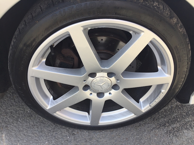 Mercedes-Benz 2.1 C220 CDI BlueEfficiency Sport Saloon 4dr Diesel G-Tronic+ Euro 5 (s/s) (170 ps)