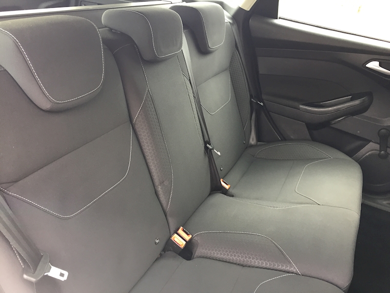 Ford 1.6 TDCi Zetec Estate 5dr Diesel Manual Euro 5 (s/s) (115 ps)