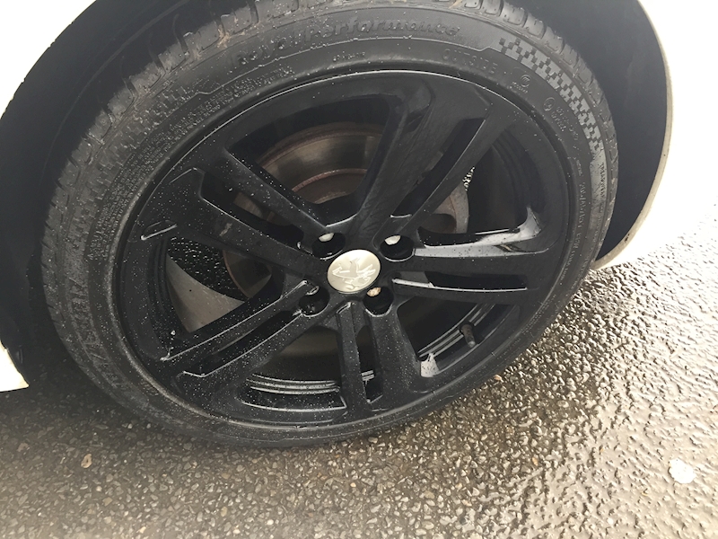 Peugeot 1.6 BlueHDi GT Line Hatchback 5dr Diesel Manual Euro 6 (s/s) (120 ps)