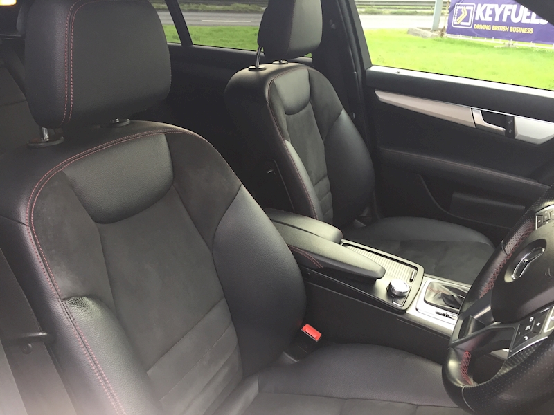 Mercedes-Benz 2.1 C220 CDI BlueEfficiency AMG Sport Plus Estate 5dr Diesel G-Tronic+ Euro 5 (s/s) (170 ps)