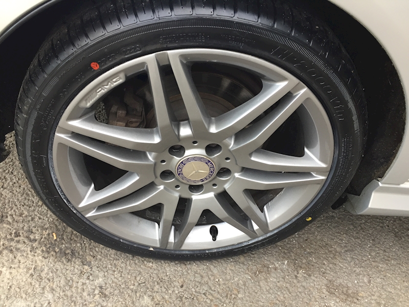 Mercedes-Benz 2.1 C220 CDI BlueEfficiency AMG Sport Plus Estate 5dr Diesel G-Tronic+ Euro 5 (s/s) (170 ps)