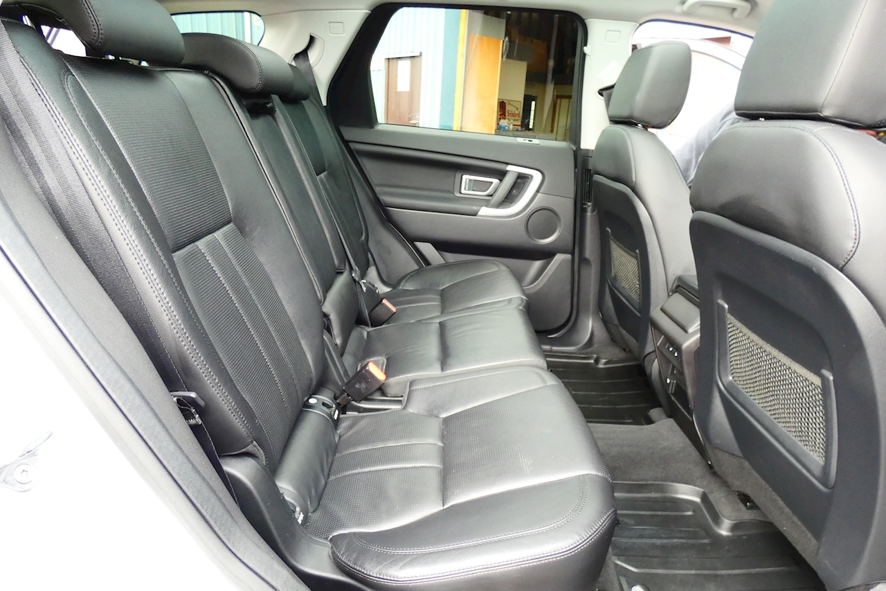 Used 2016 Land Rover Discovery Sport TD4 HSE Black For Sale (U917