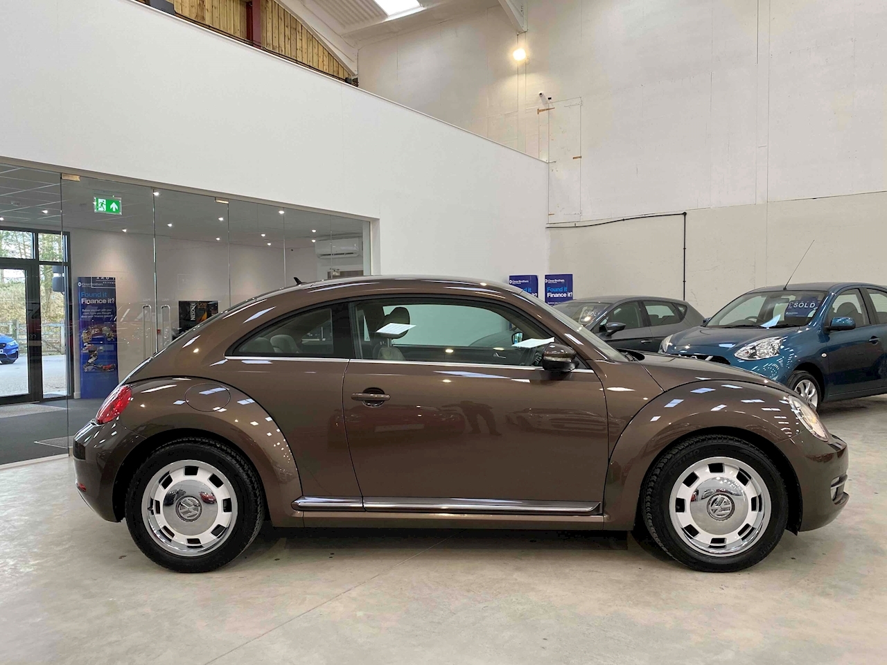 Used 2014 Volkswagen Beetle Design Tsi For Sale in West Sussex (U170 ...