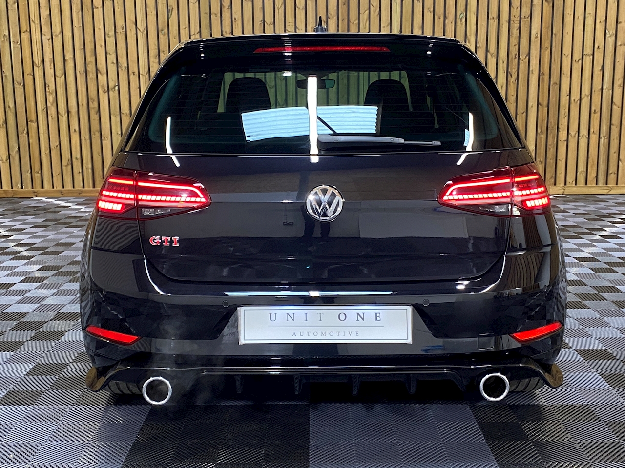Used 2019 Volkswagen 2.0 TSI GTI TCR Hatchback 5dr Petrol DSG Euro 6 (s/s)  (290 ps) For Sale in West Sussex