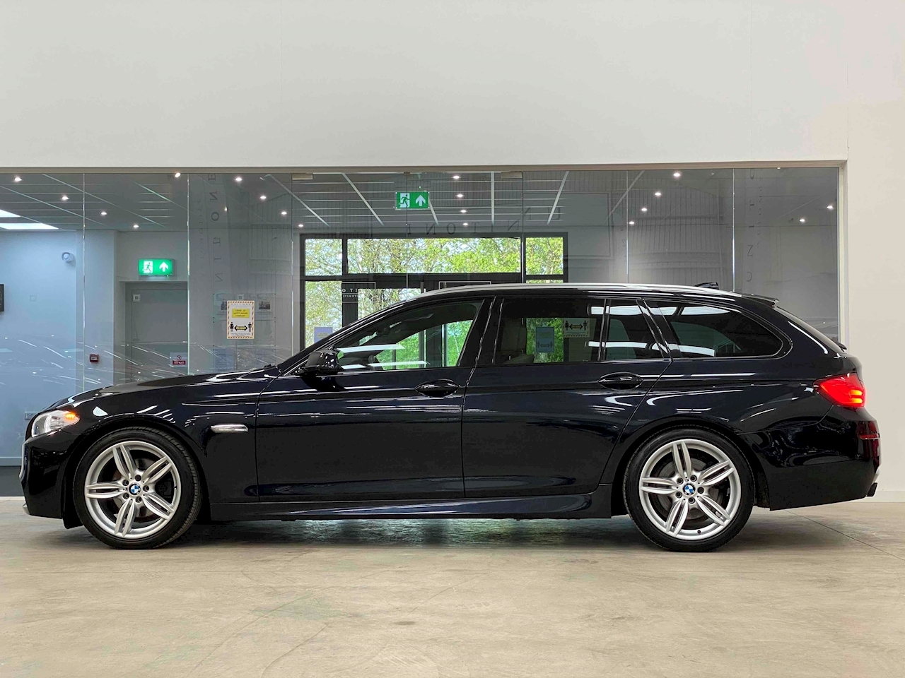 Used 2011 BMW 5 Series 520D M Sport Edition Touring 2.0 4dr Estate  Automatic Diesel For Sale in West Sussex