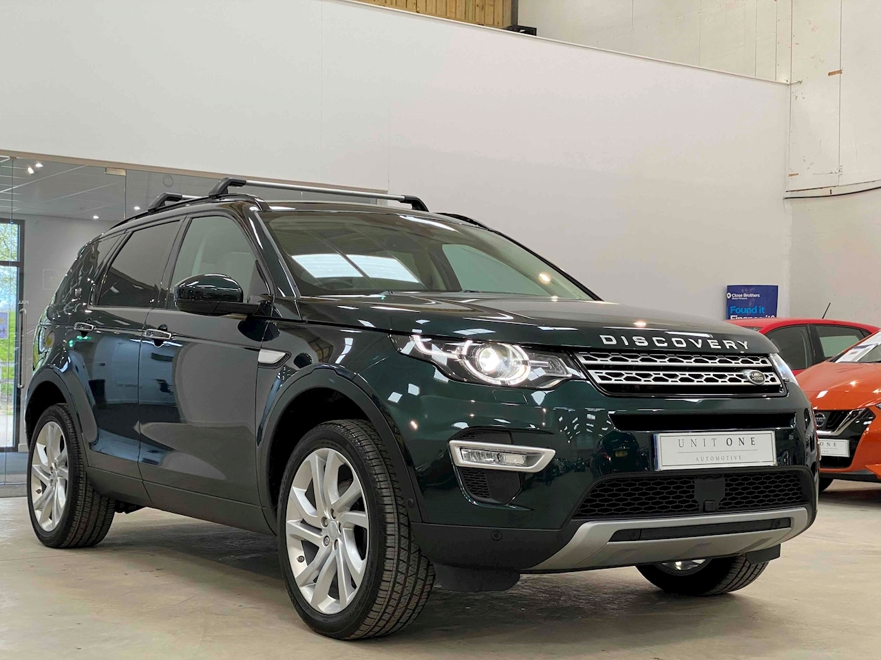2.0 TD4 HSE Luxury SUV 5dr Diesel Auto 4WD (s/s) (180 ps)
