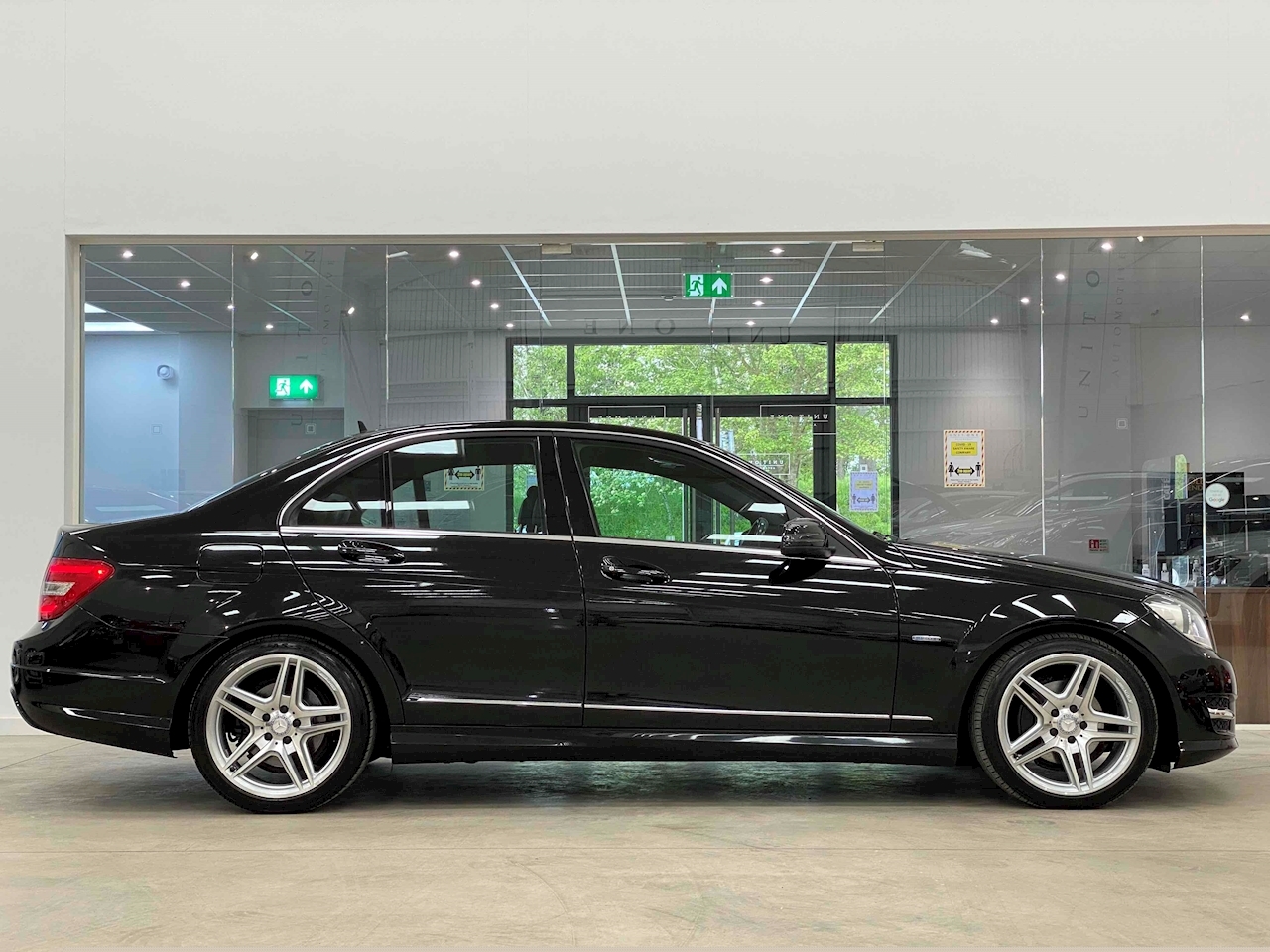Used 2011 Mercedes-Benz C Class C220 CDI BlueEFFICIENCY Sport Saloon 2. ...