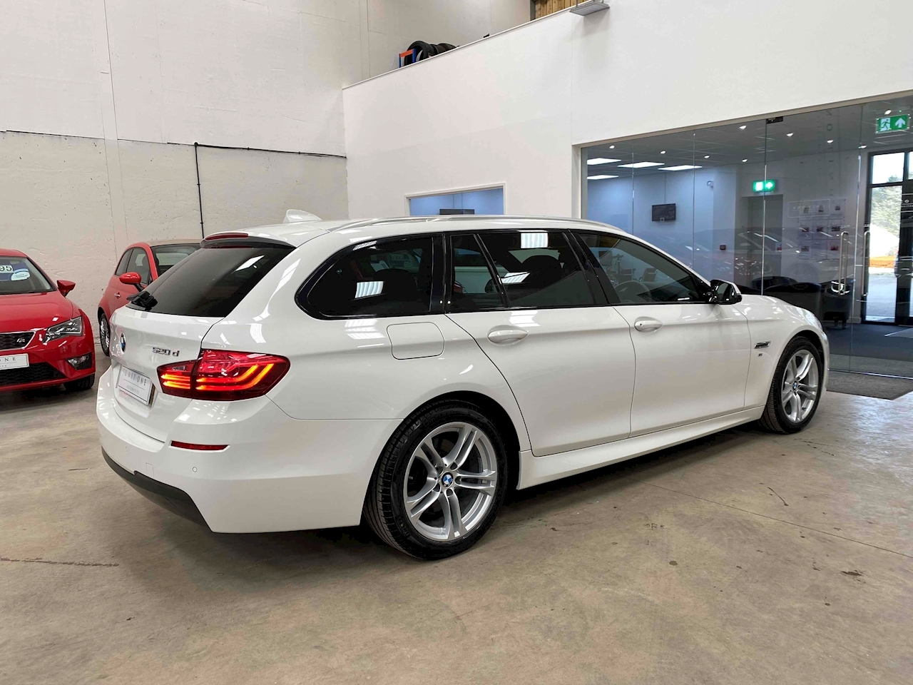 Used 2016 BMW 520D M Sport Edition Touring 2.0 5dr Estate Automatic Diesel  For Sale in West Sussex