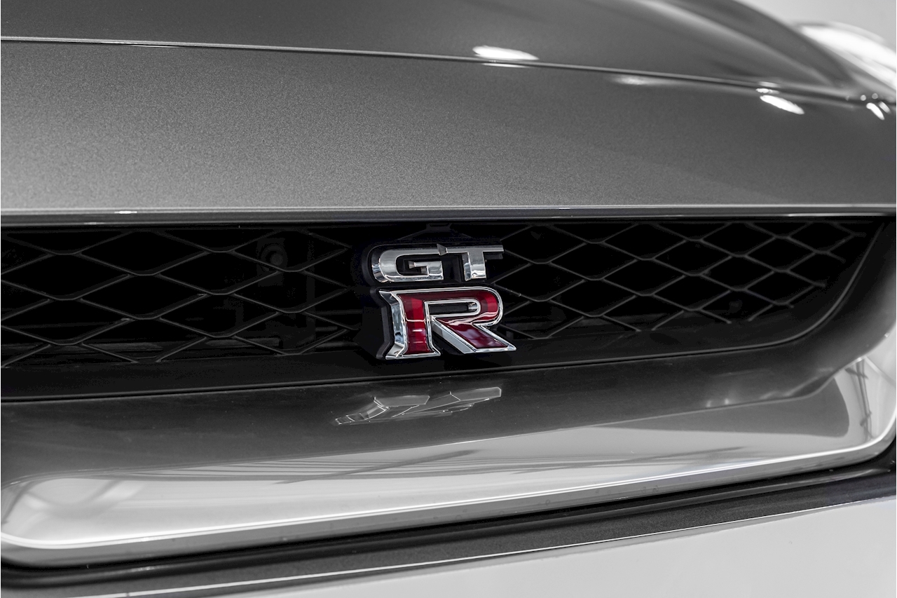 GT-R Recaro 3.8 2dr Coupe Semi Auto Petrol