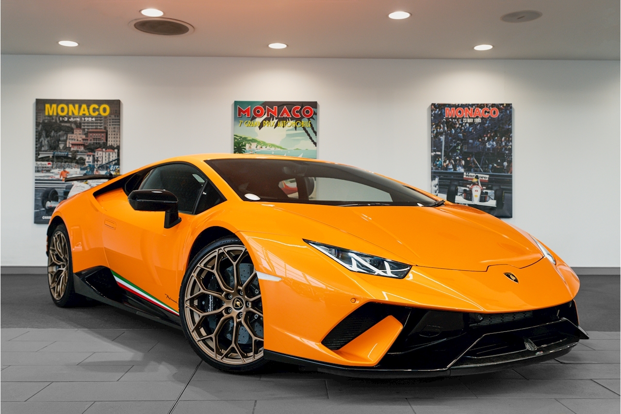 5.2 V10 LP 640-4 Performante Coupe 2dr Petrol LDF 4WD (s/s) (640 ps)