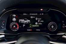 Audi R8 V10 Spyder - U977