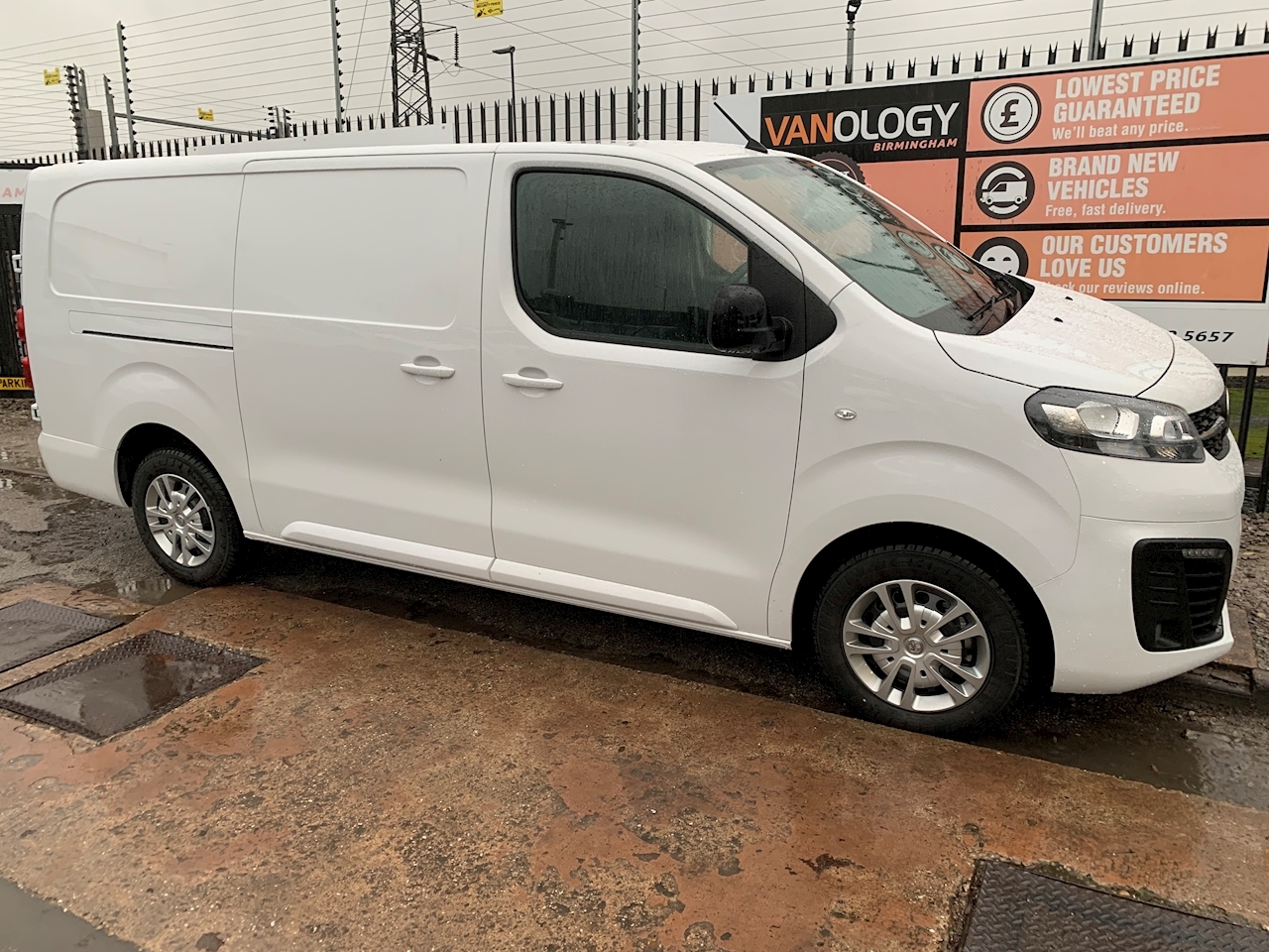 Lwb vauxhall sale vivaro