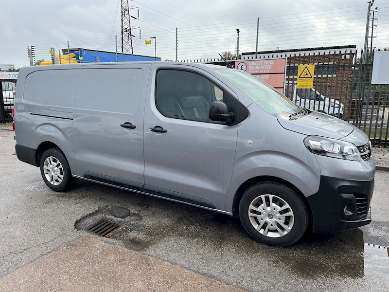 Vauxhall DYNAMIC 1.5TD 100 LWB (METALLIC) ULEZ