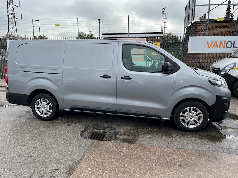 Vauxhall DYNAMIC 1.5TD 100 LWB (METALLIC) ULEZ